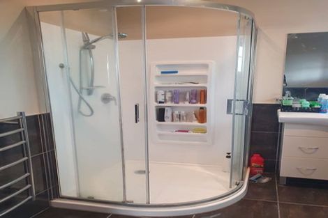 Photo of property in 5 Victor Street, Avondale, Auckland, 1026