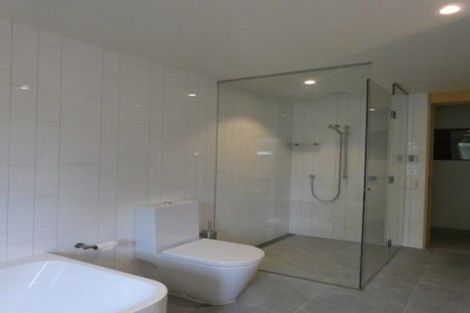 Photo of property in 25 Salamanca Road, Kelburn, Wellington, 6012