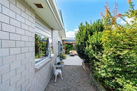 Photo of property in 13 Lilac Close, Cambridge, 3434