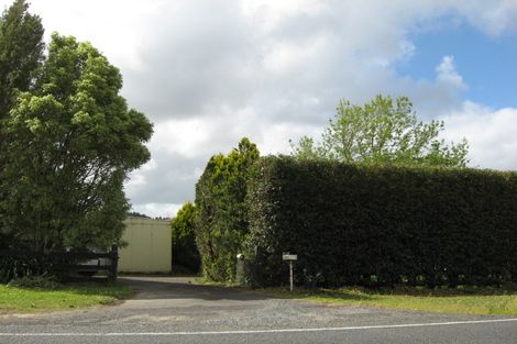 Photo of property in 171 Oraha Road, Kumeu, 0892