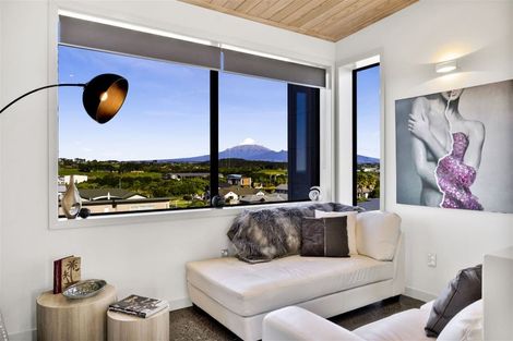 Photo of property in 16a Links Drive, Waiwhakaiho, New Plymouth, 4312