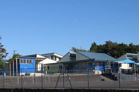 Photo of property in 71 Margan Avenue, New Lynn, Auckland, 0600