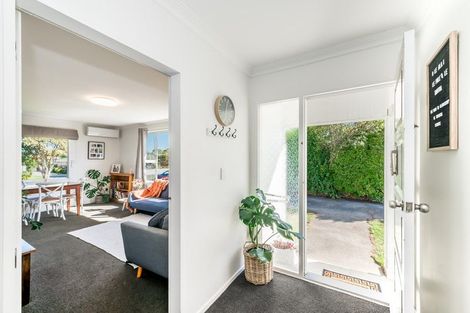 Photo of property in 27a Matai Street, Waikanae, 5036