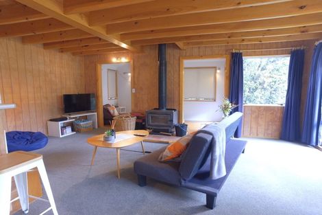 Photo of property in 30a Mackinnon Terrace, Sunshine Bay, Queenstown, 9300