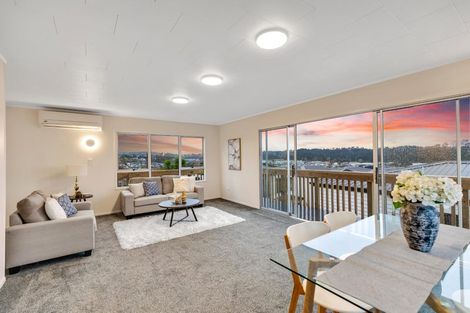 Photo of property in 38d Hetherington Road, Ranui, Auckland, 0612