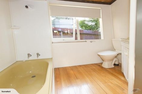 Photo of property in 193 Wade River Road, Wade Heads, Whangaparaoa, 0932