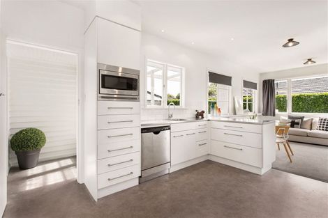 Photo of property in 7 Wallace Street, Bryndwr, Christchurch, 8053