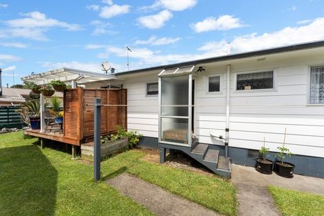 Photo of property in 6 Waterloo Place, Westown, New Plymouth, 4310