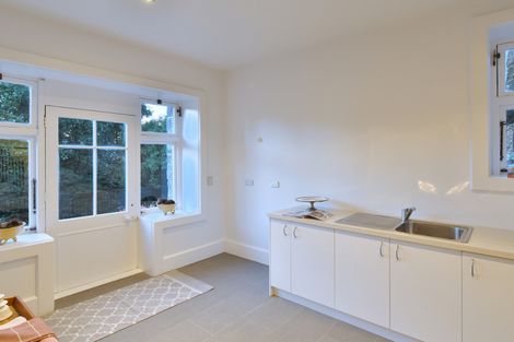 Photo of property in 103 Hackthorne Road, Cashmere, Christchurch, 8022