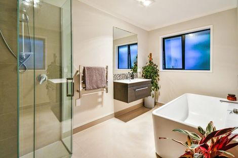 Photo of property in 51 Hillpark Drive, Pokeno, 2402