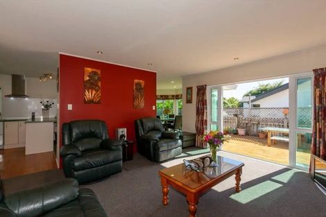Photo of property in 30c Rata Road, Raumati Beach, Paraparaumu, 5032
