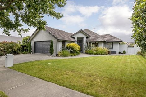 Photo of property in 25 Oakwood Drive, Rangiora, 7400