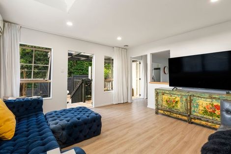 Photo of property in 1/35 Newhaven Terrace, Mairangi Bay, Auckland, 0630