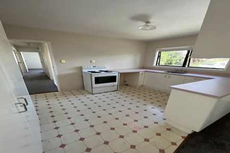 Photo of property in 28 Orton Street, Glenfield, Auckland, 0627