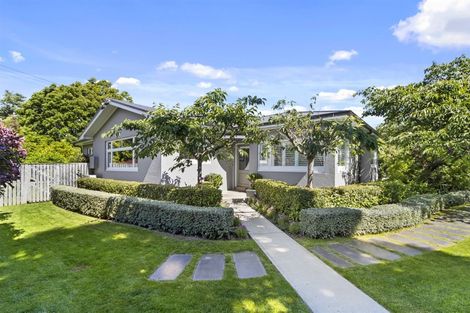 Photo of property in 69 Kotare Street, Fendalton, Christchurch, 8041