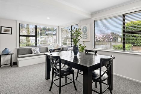 Photo of property in 14 Glenpark Place, Havelock North, 4130