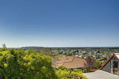 Photo of property in 76b Churchill Drive, Taradale, Napier, 4112