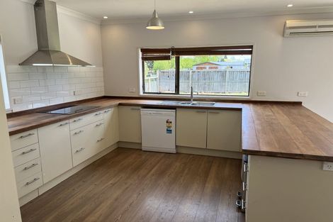 Photo of property in 139d High Street, Oxford, 7430