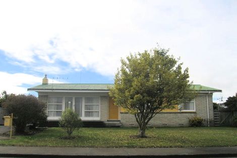 Photo of property in 52 Folkestone Drive, Flaxmere, Hastings, 4120