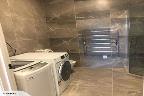 Photo of property in 18 Rathmullen Place, Pinehill, Auckland, 0632