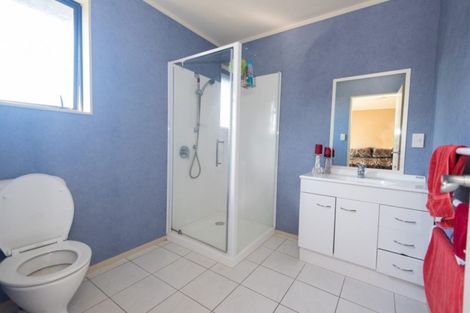 Photo of property in 7 Branigan Parade, Kelvin Grove, Palmerston North, 4414