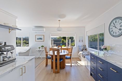 Photo of property in 1/122 Clawton Street, Westown, New Plymouth, 4310