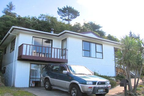 Photo of property in 73 Allington Road, Karori, Wellington, 6012