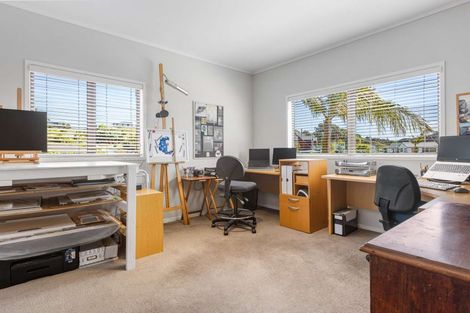 Photo of property in 44 Stratford Drive, Cable Bay, 0420