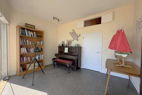 Photo of property in 603b Marine Drive, Days Bay, Lower Hutt, 5013