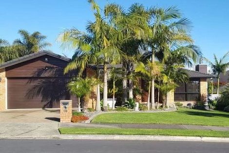 Photo of property in 19 Dressage Lane, Greenhithe, Auckland, 0632