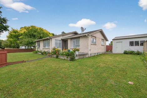 Photo of property in 19 Stillwater Place, Westbrook, Palmerston North, 4412