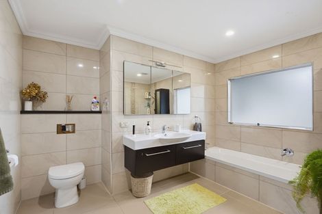 Photo of property in 254 Gorge Road, Maungaturoto, 0588