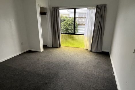 Photo of property in 9-11 Raleigh Street, Vogeltown, New Plymouth, 4310