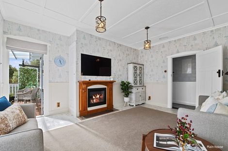 Photo of property in 9 Willow Avenue, Hannahs Bay, Rotorua, 3010