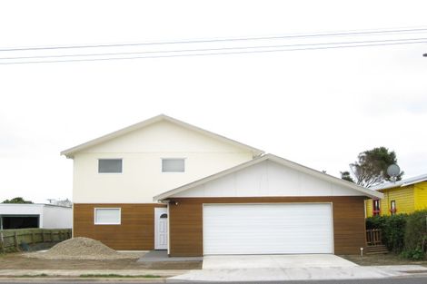 Photo of property in 17 Princes Street, Fitzroy, New Plymouth, 4312