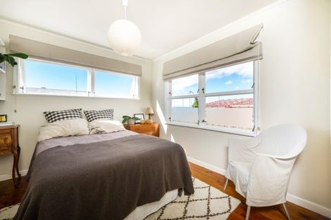 Photo of property in 3/7 Lydia Avenue, Northcote, Auckland, 0627