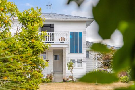 Photo of property in 9 Tamatea Road, Taupo, 3330