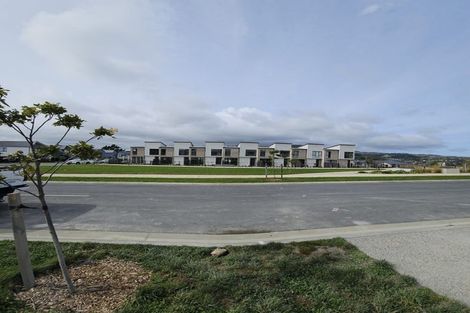 Photo of property in 81 Hokioi Drive, Kenepuru, Porirua, 5022