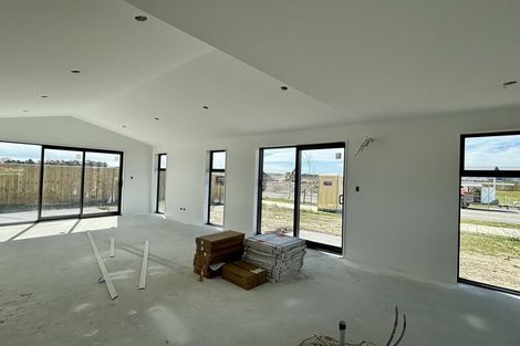 Photo of property in 13 Margaret Drive, Omokoroa, 3114