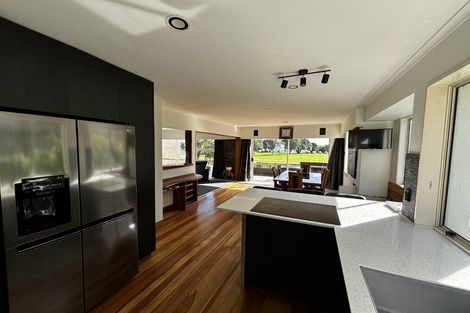 Photo of property in 8b Ronald Street, Strandon, New Plymouth, 4312