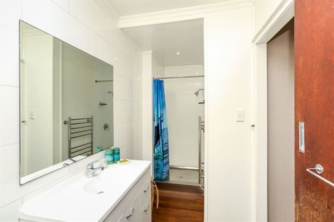 Photo of property in 14 Karamu Street, Strandon, New Plymouth, 4312