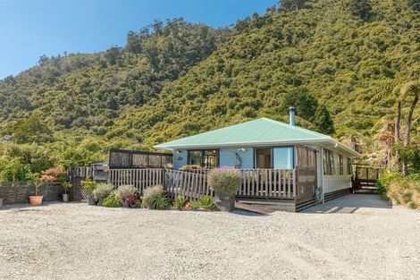 Photo of property in 26 Torea Street, Granity, 7823