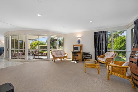 Photo of property in 2 De Castro Drive, Blenheim, 7201