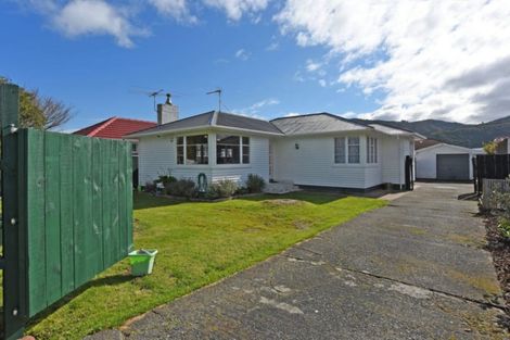 Photo of property in 255 Fergusson Drive, Heretaunga, Upper Hutt, 5018