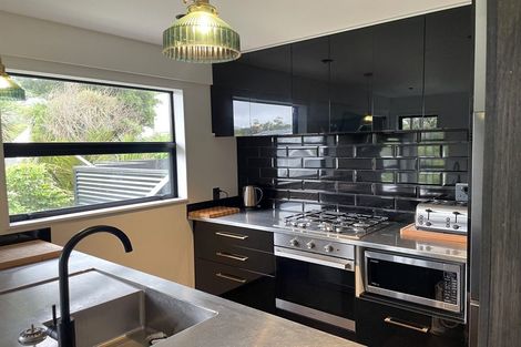 Photo of property in 92a Khandallah Road, Khandallah, Wellington, 6035