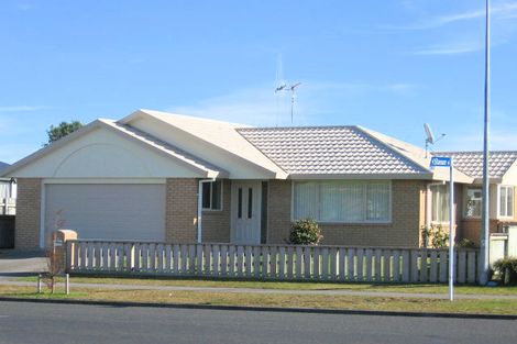 Photo of property in 36 Lloyd Drive, Nawton, Hamilton, 3200