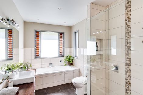 Photo of property in 139 Kent Terrace, Taradale, Napier, 4112