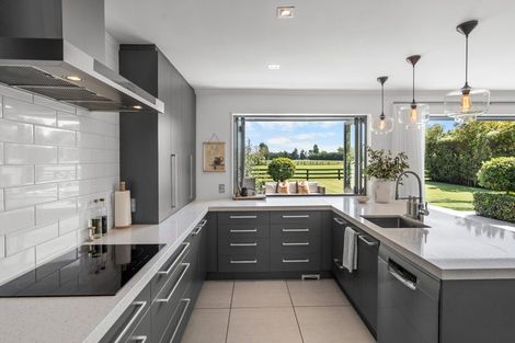 Photo of property in 44 Hawthornden Road, Avonhead, Christchurch, 8042