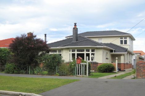 Photo of property in 16 Wycolla Avenue, Saint Clair, Dunedin, 9012