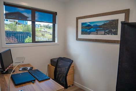 Photo of property in 4 Freyja Crescent, Coopers Beach, 0420